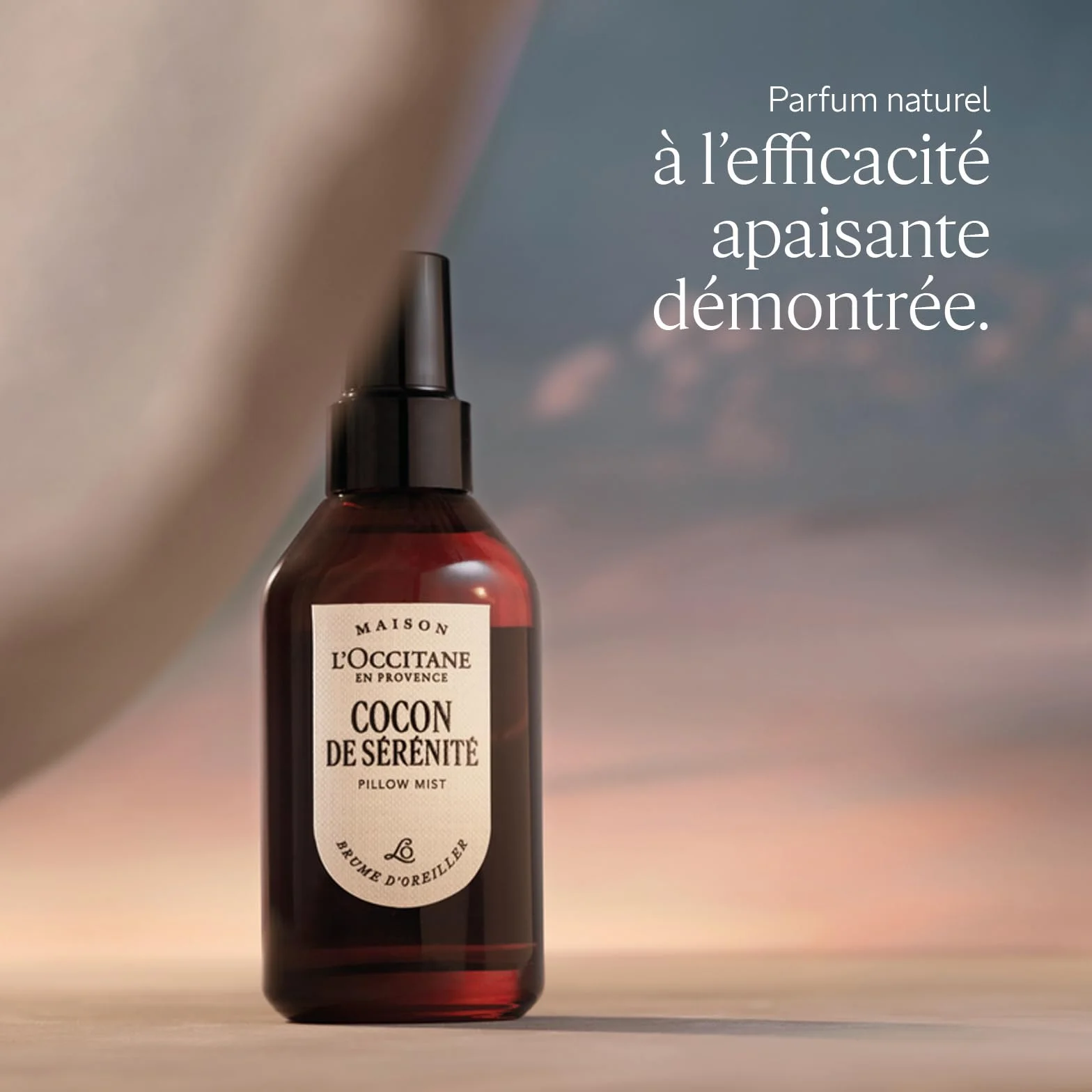 L'OCCITANE - Brume d'Oreiller Relaxante Cocon de Sérénité - 100 ml | Parfume votre intérieur, le linge, les draps et l'oreiller - Fabriqué en France