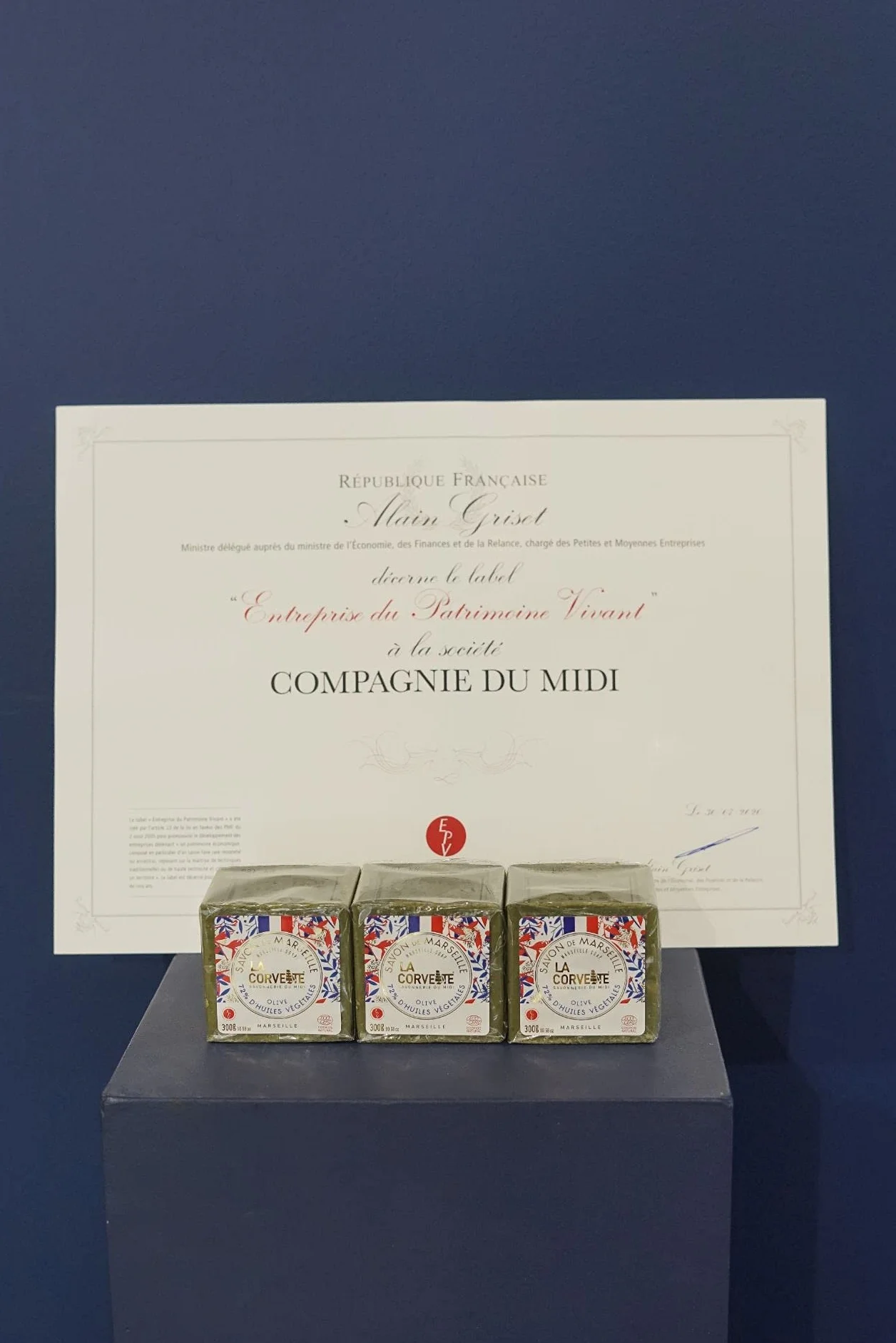 Savon de Marseille Olive La Corvette Le Cube Édition Limitée 300 g Cosmos NAT