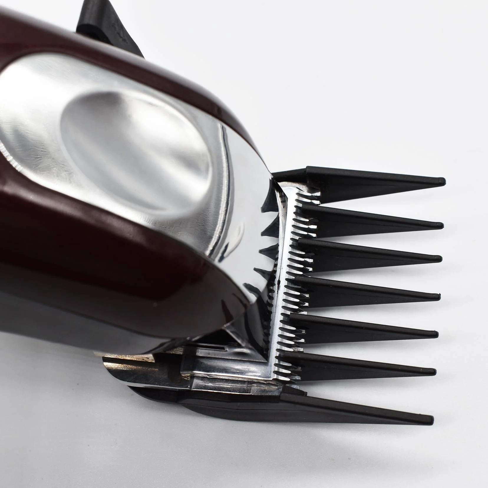 Peignes de fixation professionnels en nylon noir compatibles Wahl Magic Clip Super Taper